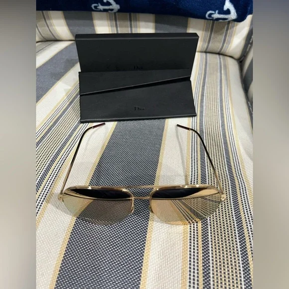 Dior Split Aviator Rose Gold Sunglasses - Picture 10 of 11